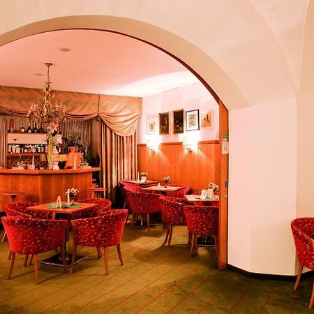 Hotel-Garni Stern - Bed & Breakfast & More Imst Exterior photo