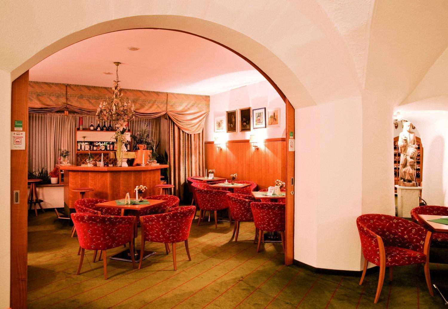 Hotel-Garni Stern - Bed & Breakfast & More Imst Exterior photo